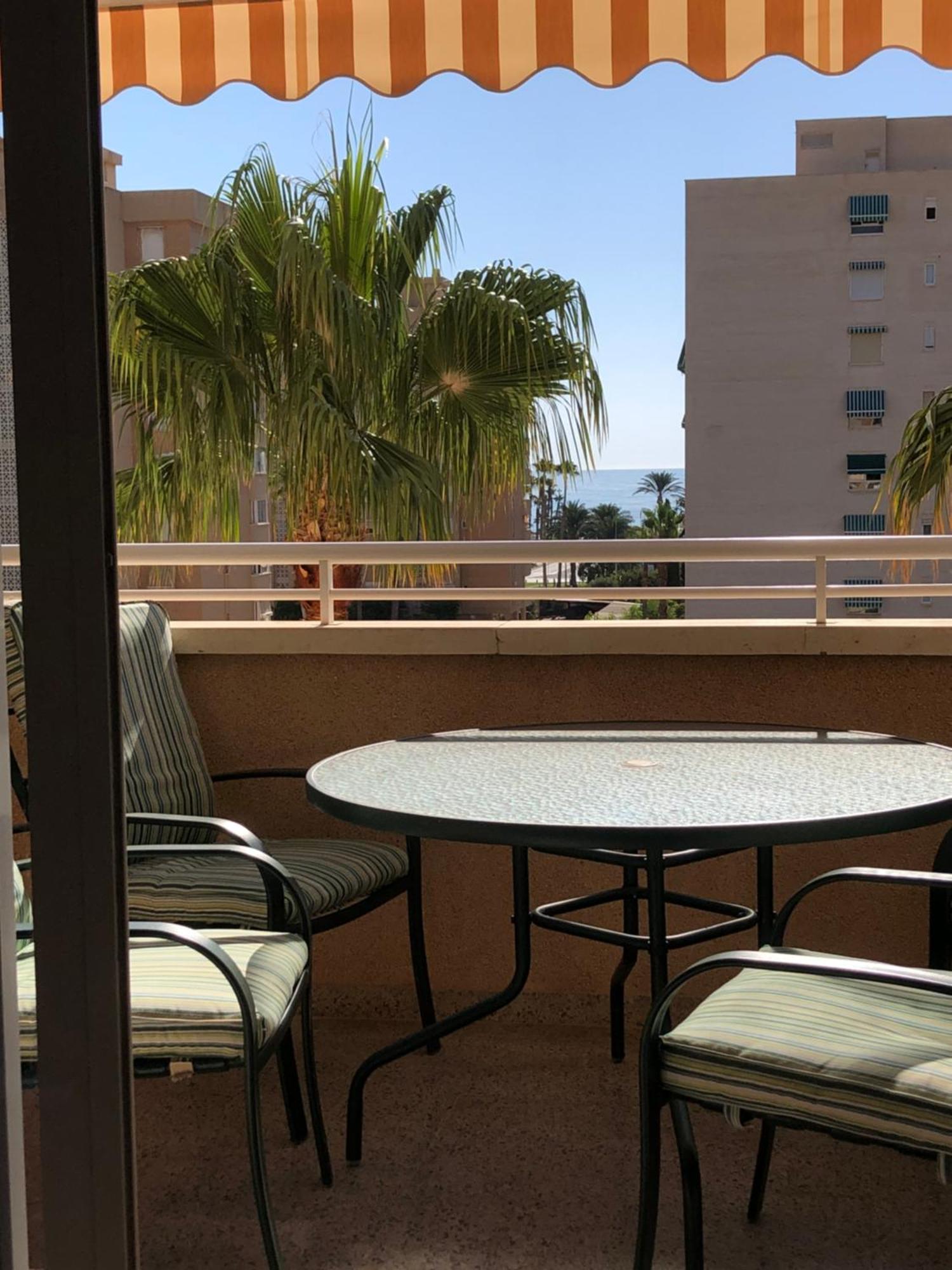 אליקאנטה Precioso Apartamento En Urbanizacion Junto Al Mar. מראה חיצוני תמונה